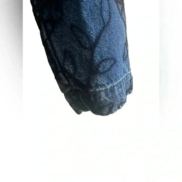 Vintage 90s Embroidered Denim Jean Jacket with Statement Buttons Size M - Picture 13 of 16